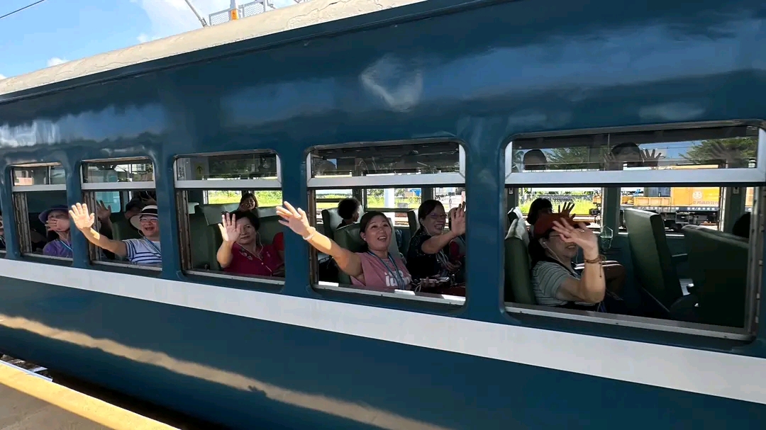 圖 藍皮解憂號觀光列車喜迎第10萬名旅客